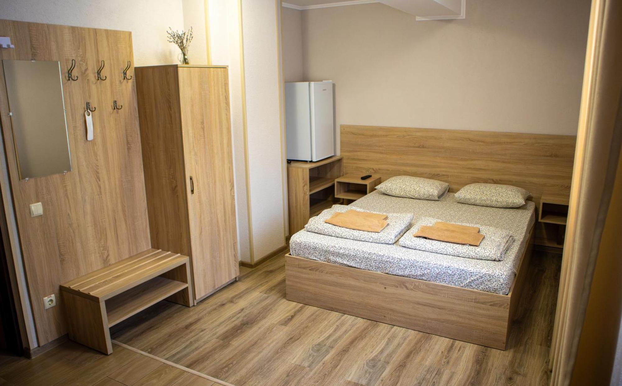 Hotel Каприз Kam'janec'-Podil's'kyj Esterno foto